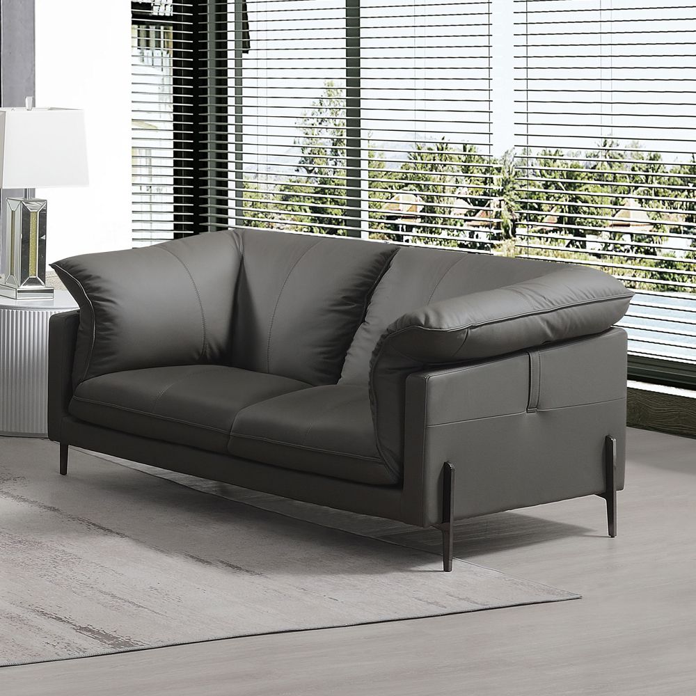 Tadi Loveseat