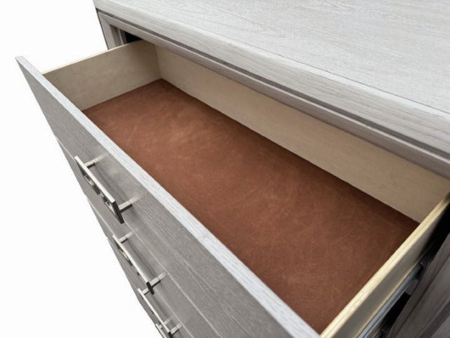 Basilone Chest - view 4
