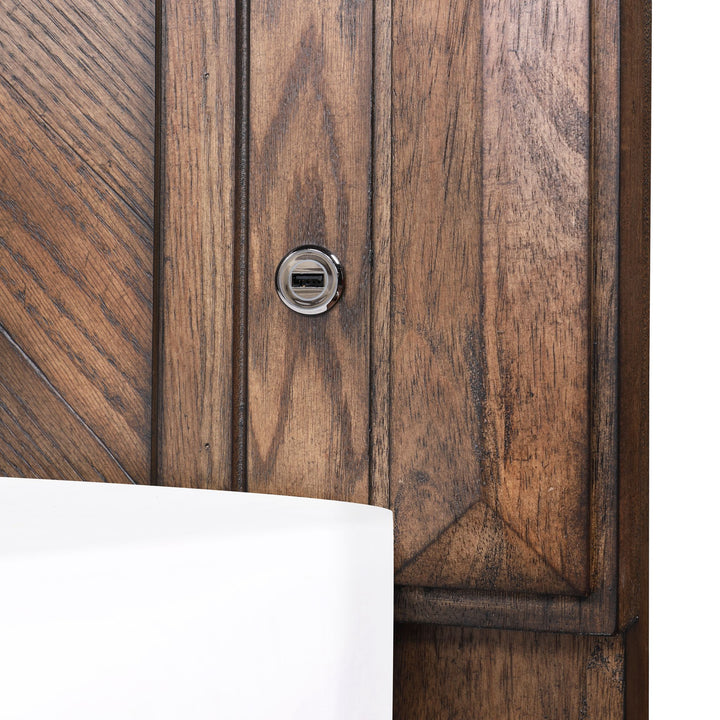 Mar Vista 5/0 Q Headboard-Walnut