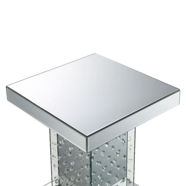 Nysa End Table – view 4