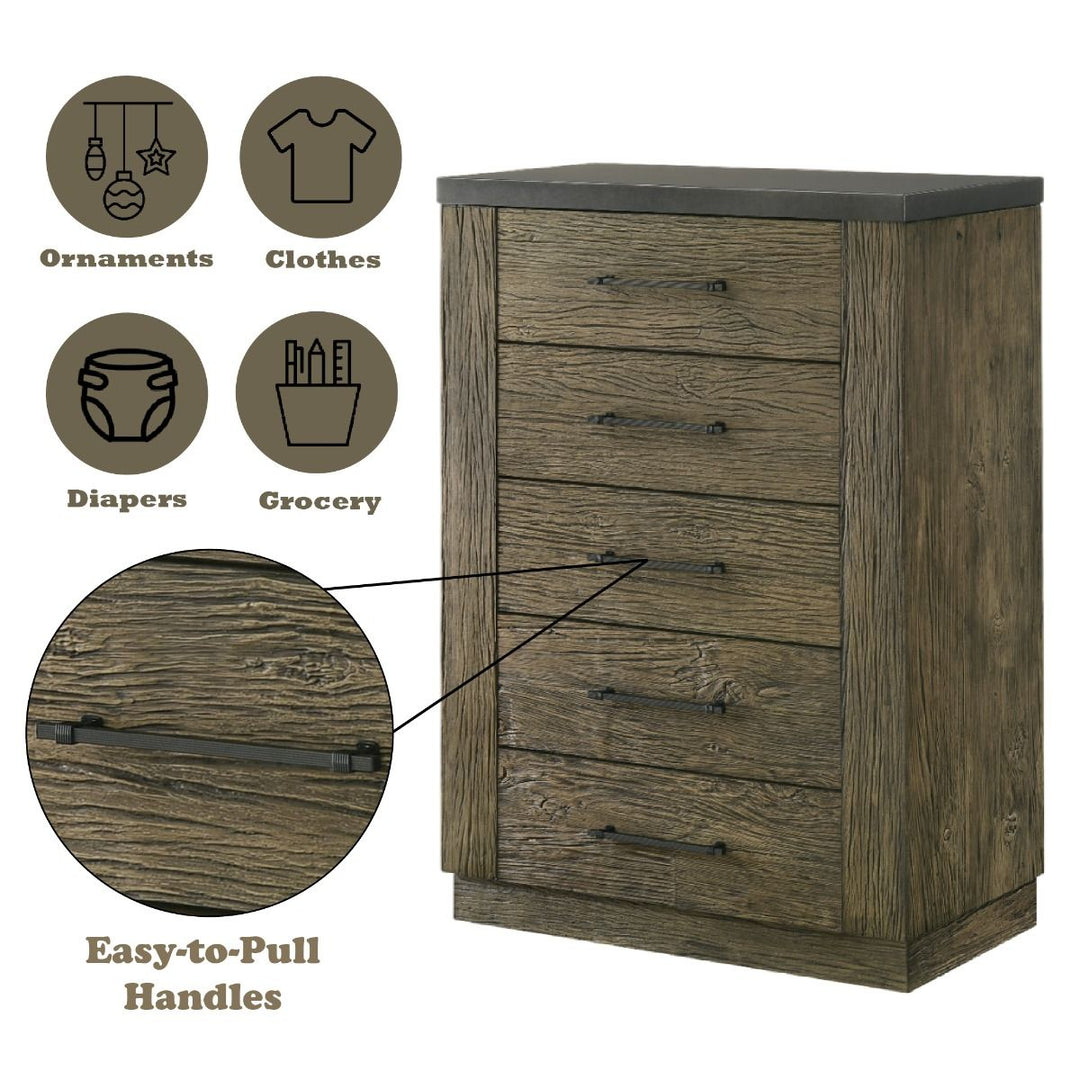 Lance Chest – view 7