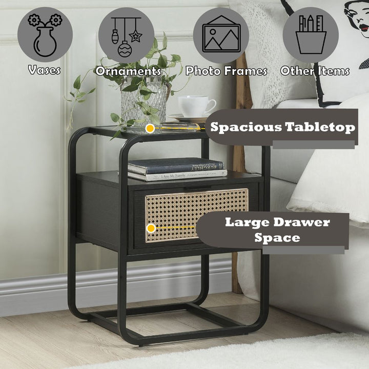 Colson Accent Table – features callout