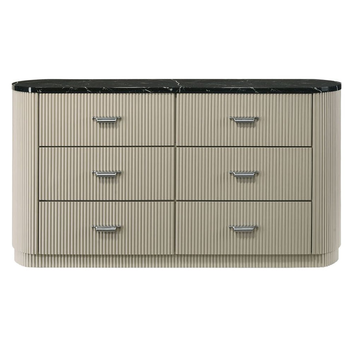 Travonte Dresser