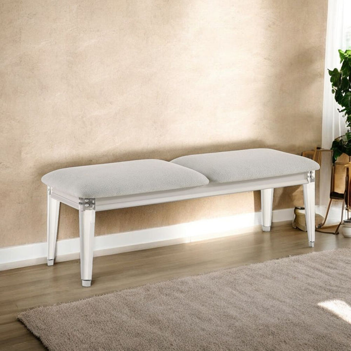 Laveda Bench