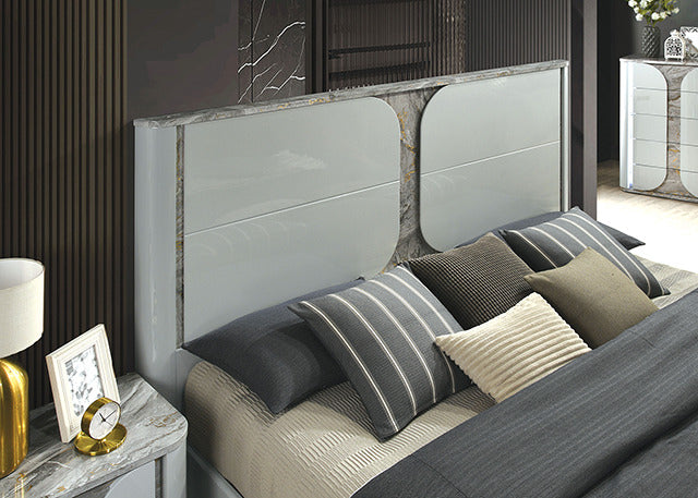 Cleburne 4 Pc Queen Bedroom Set - view 3
