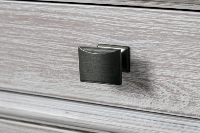 Swanley Nightstand - view 4