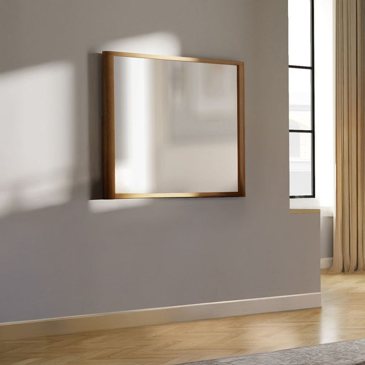 Zoey Mirror