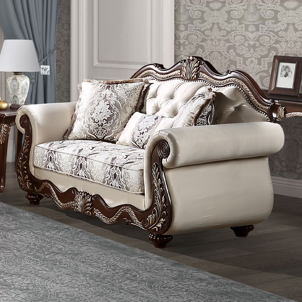 Pierce Loveseat with 3 Pillows