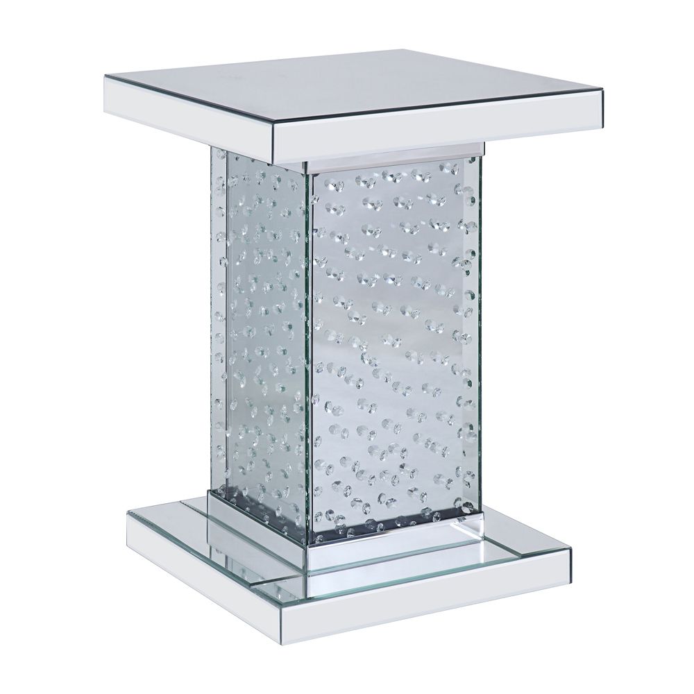 Nysa End Table – view 2