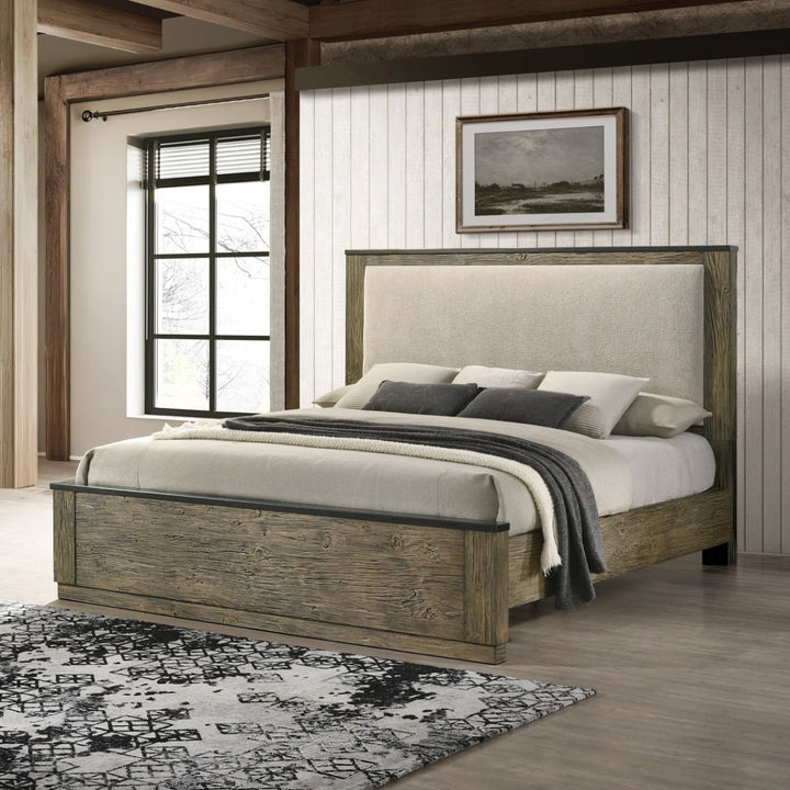 Lance Queen Bed