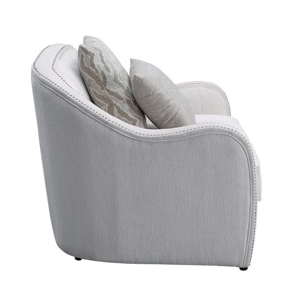 Mahler Loveseat with 4 Pillows
