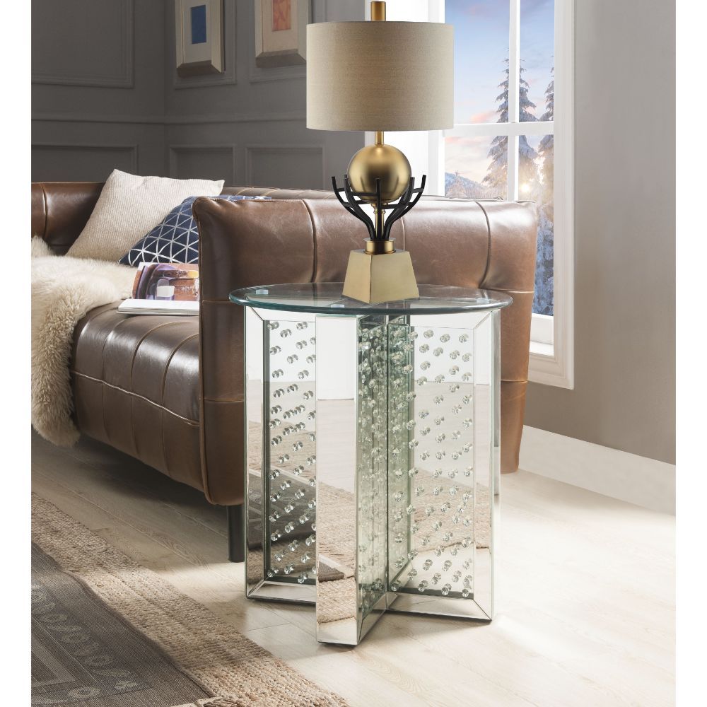 Nysa End Table – view 2