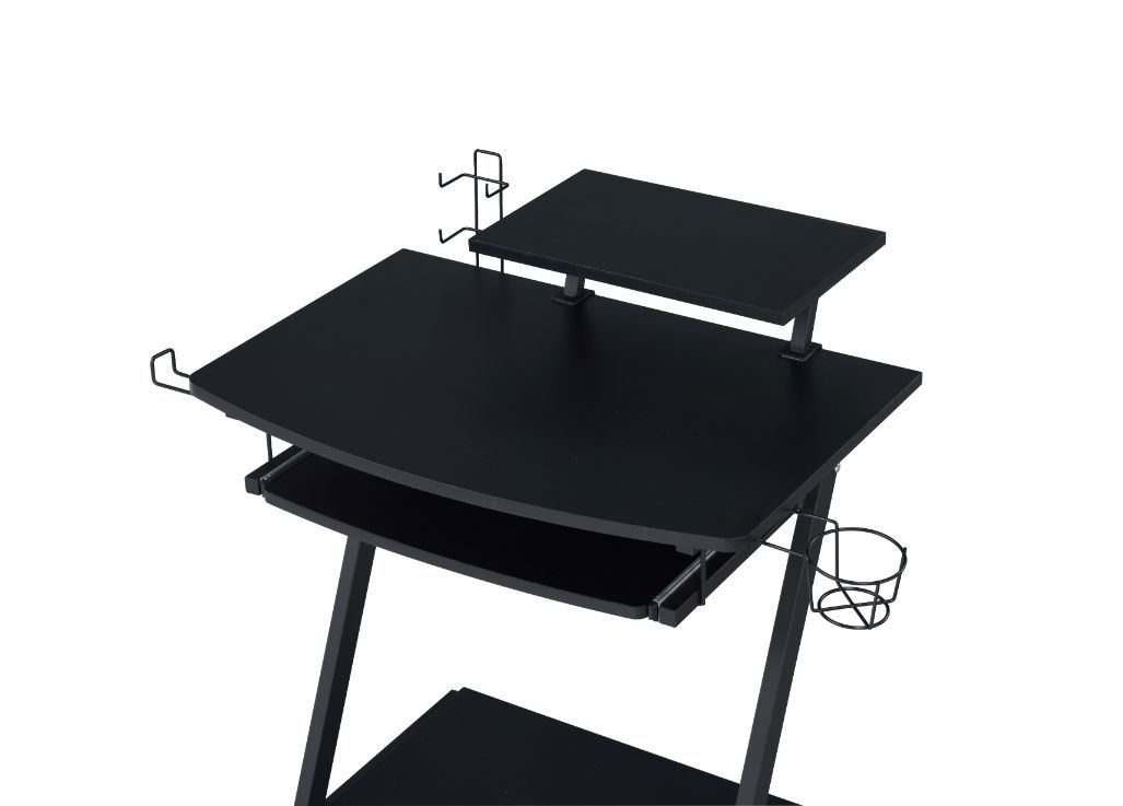 Ordrees Gaming Desk – view 3