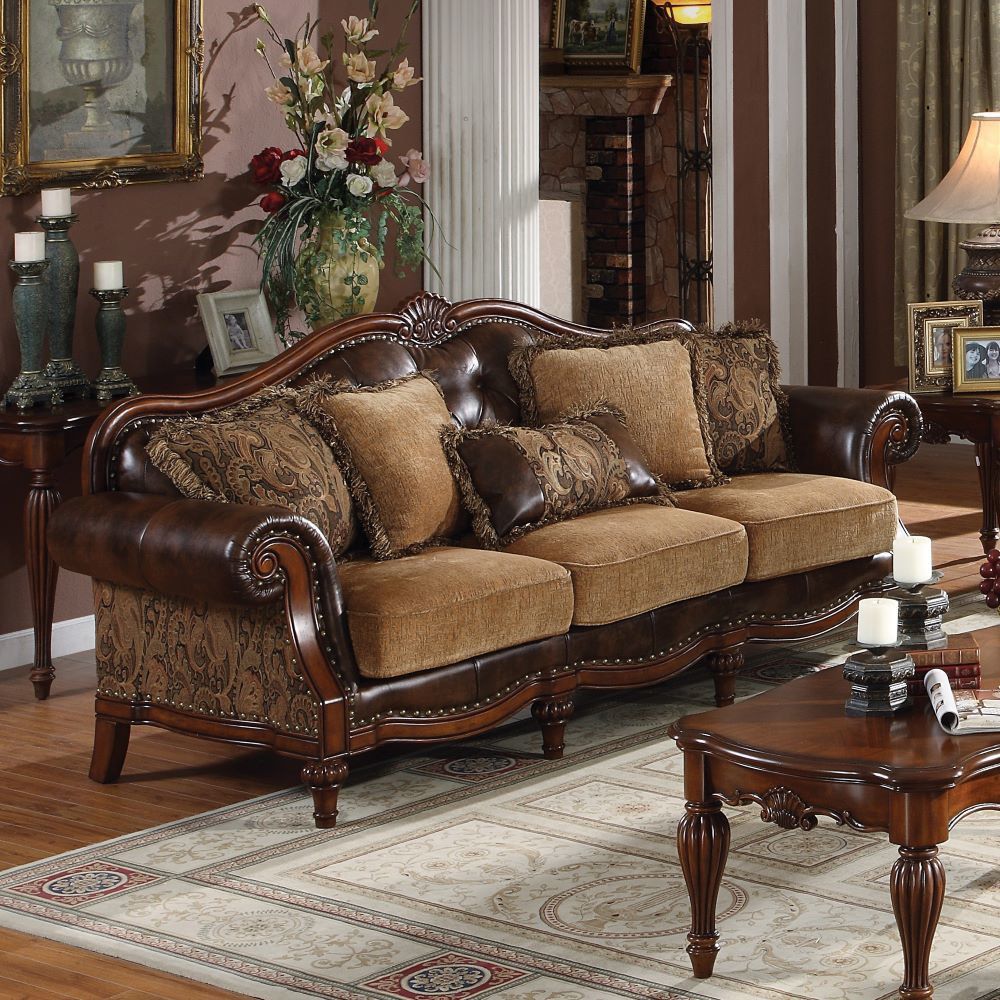 Dreena Sofa with 5 Pillows