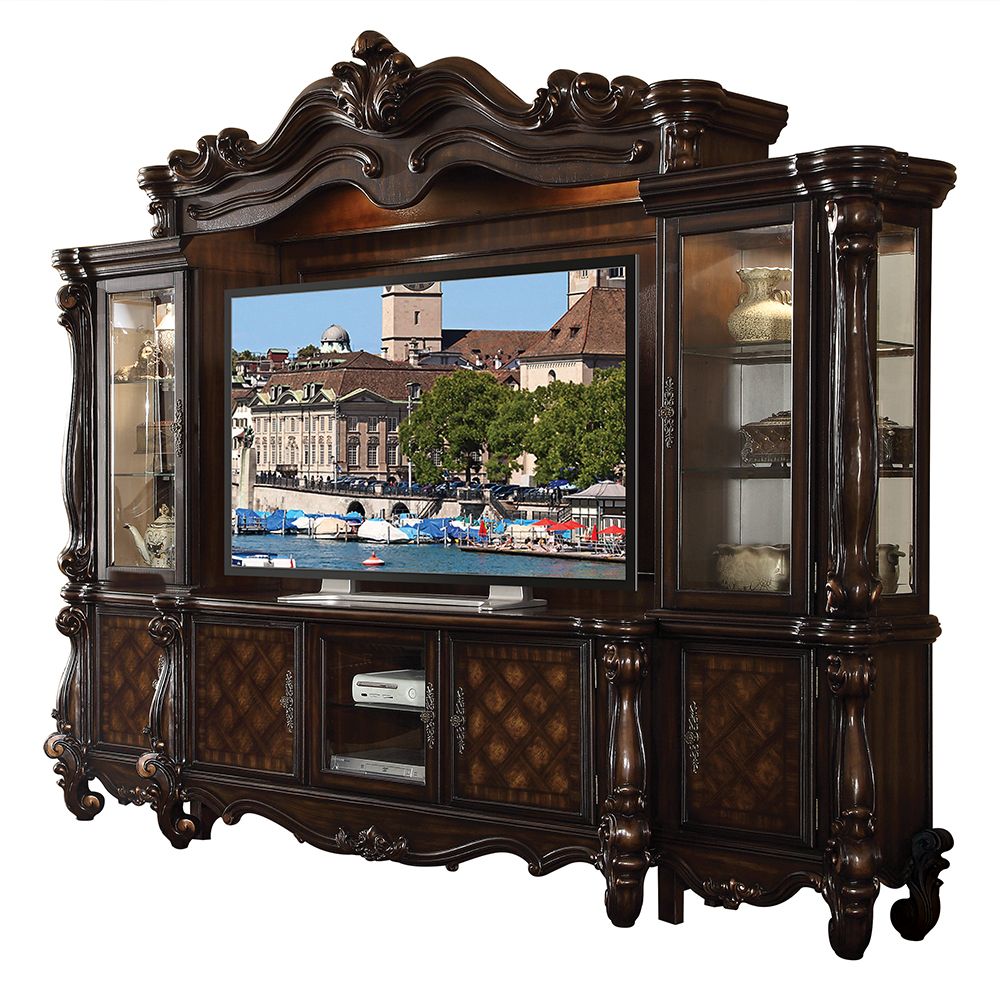 Versailles Entertainment Center – view 3