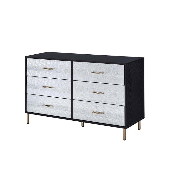 Myles Dresser – view 2