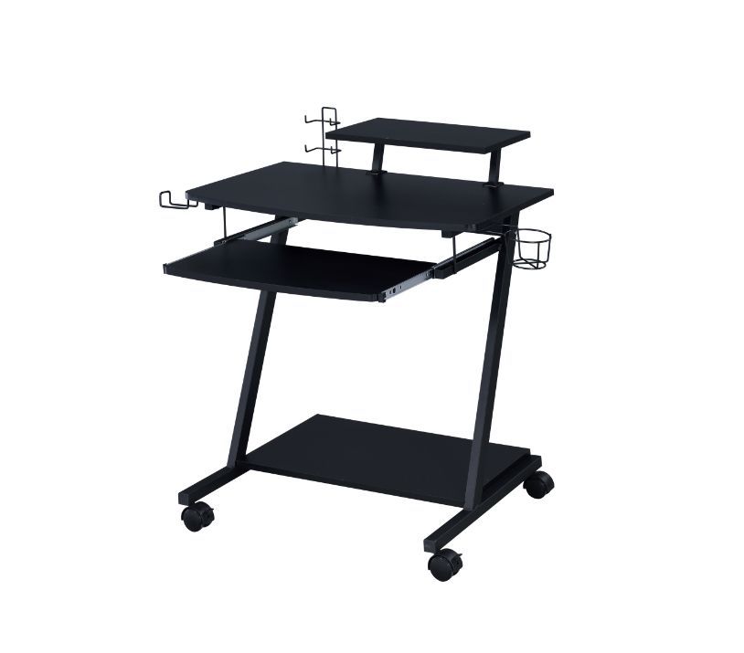 Ordrees Gaming Desk – view 2
