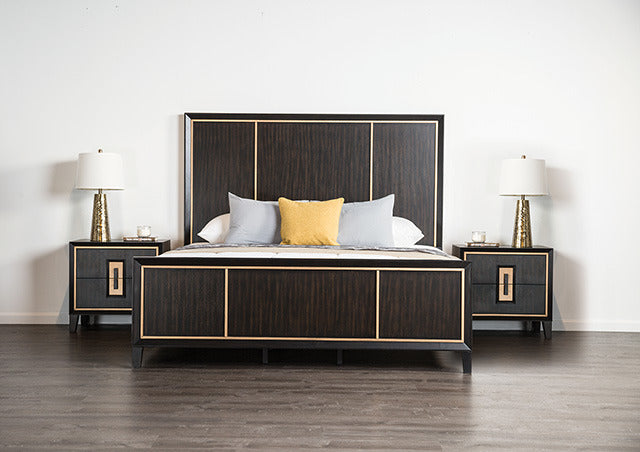 Kenyada 5 Pc Queen Bedroom Set - view 4