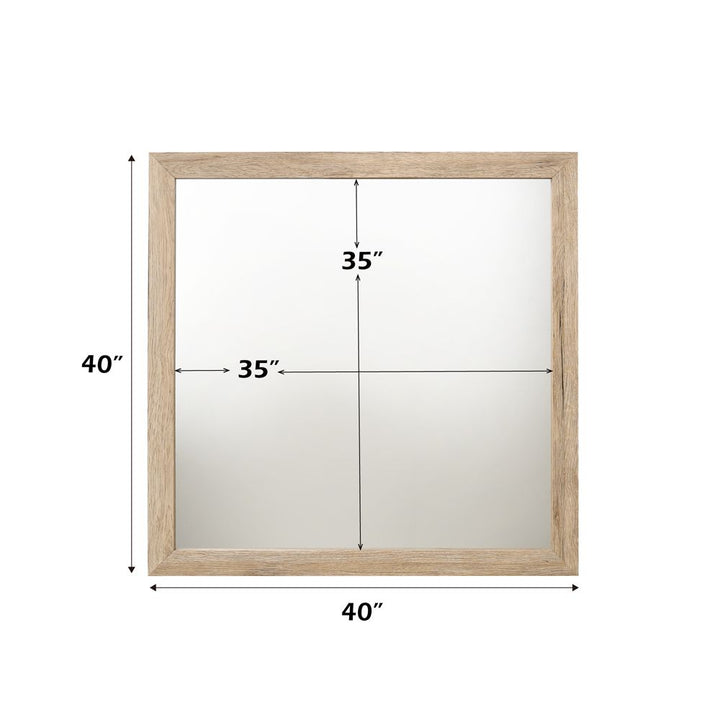 Miquell Mirror