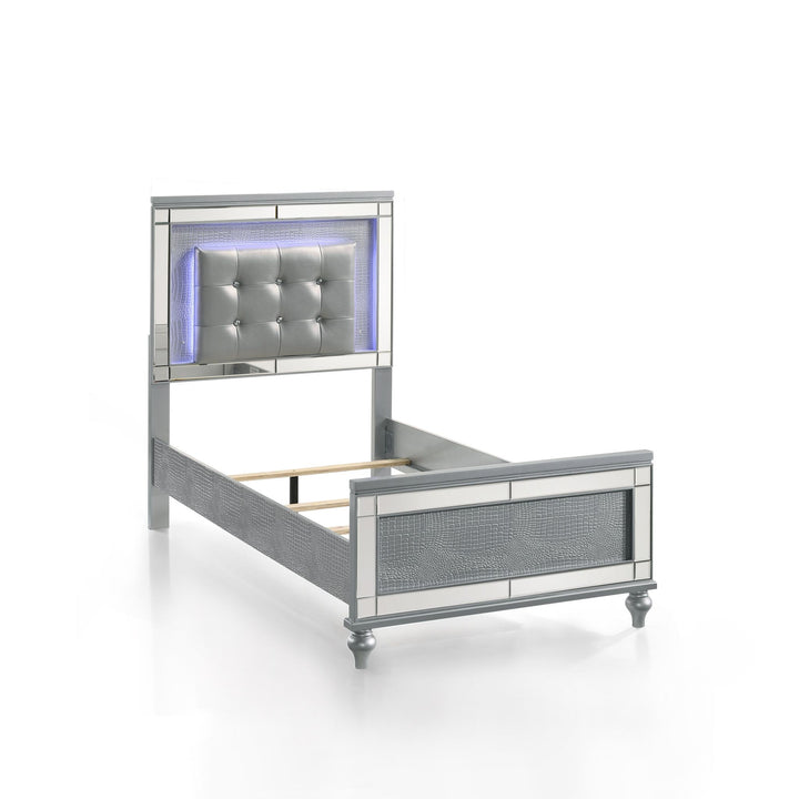 Valentino 3/3 T Headboard - Silver