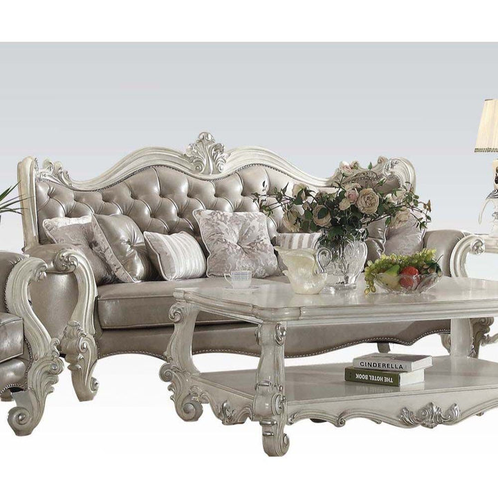 Versailles Sofa with 7 Pillows