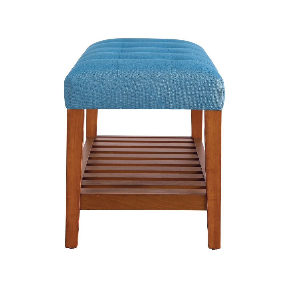 Charla Bench – view 4