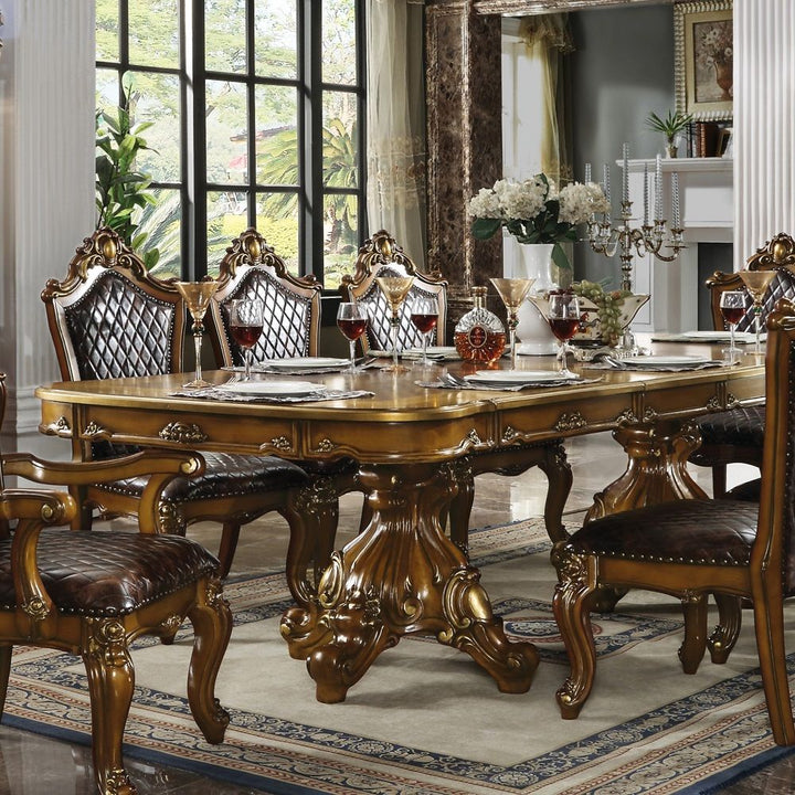 Picardy Dining Table – view 2