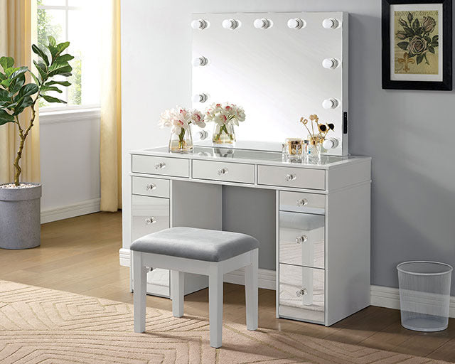 Margret Vanity Set - view 2