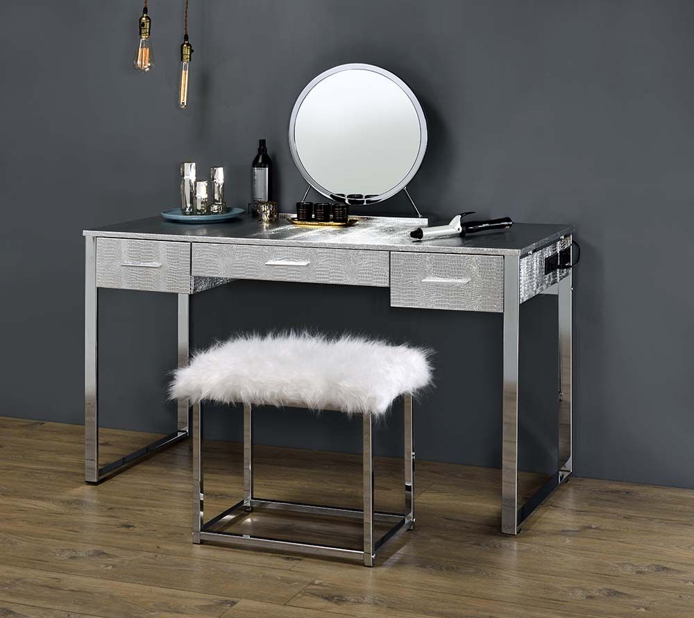 Myles Vanity Set with USB