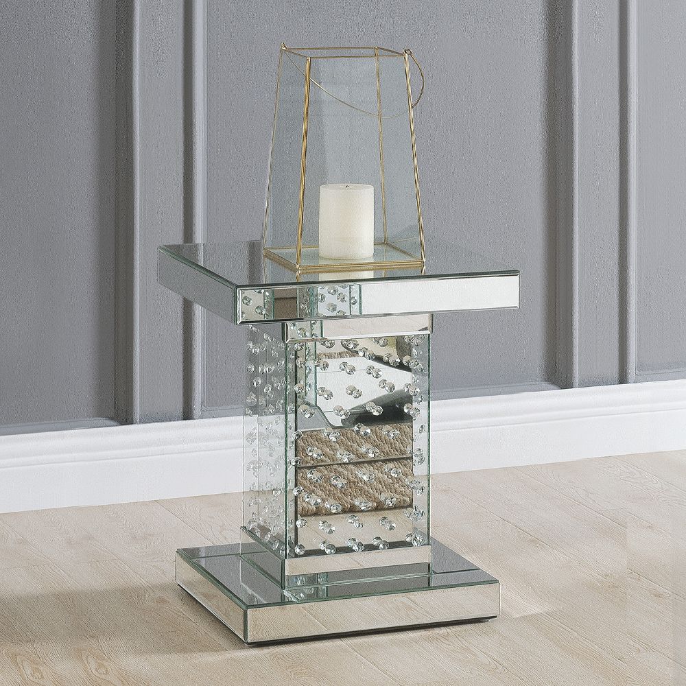 Nysa End Table – view 5