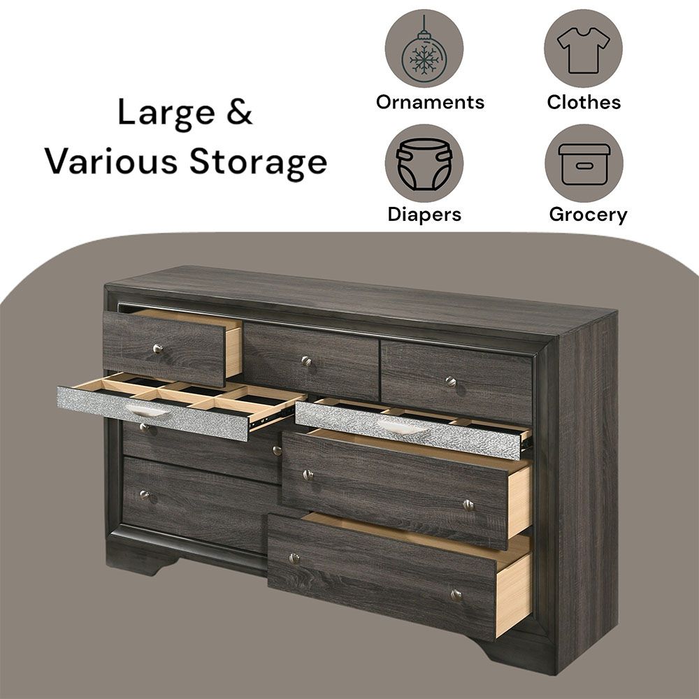 Naima Dresser