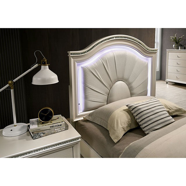 Allie 4 Pc Full Bedroom Set W/ Trundle - view 4
