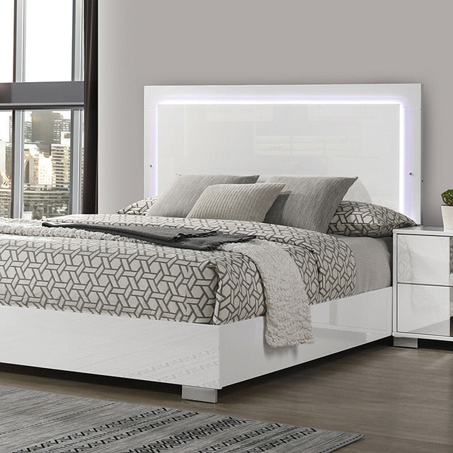 Sinistra 4 Pc Queen Bedroom Set, White - view 2
