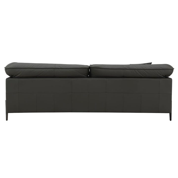 Tadi Loveseat