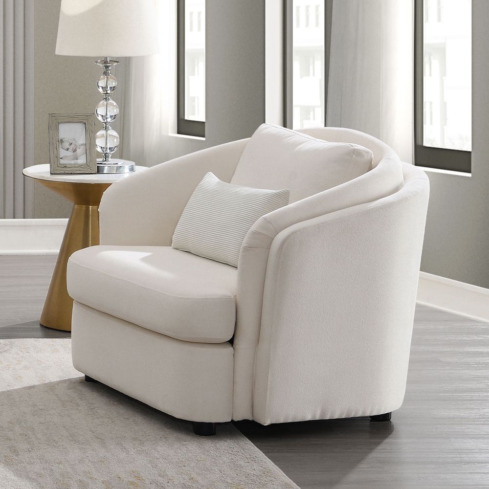 Mariko Chair with Pillow
