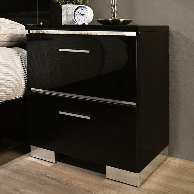 Carlie 4 Pc Queen Bedroom Set, Black - view 4