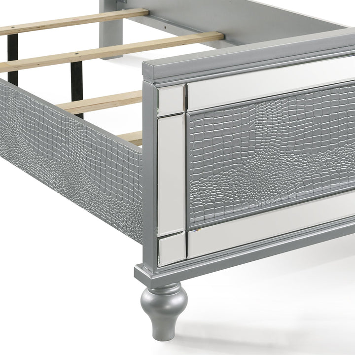 Valentino 3/3 T Headboard - Silver