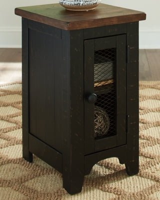 Valebeck Chairside End Table - Dark Brown Chair Side Table modern furniture Contempo Furniture
