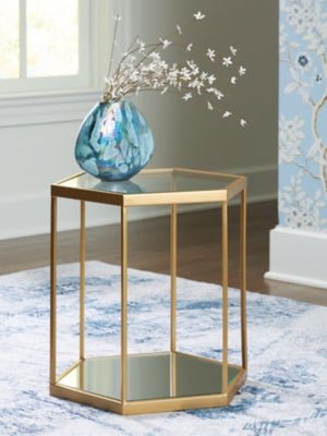 Veerwick Accent Coffee Table - Gold Coffee Table modern furniture Contempo Furniture