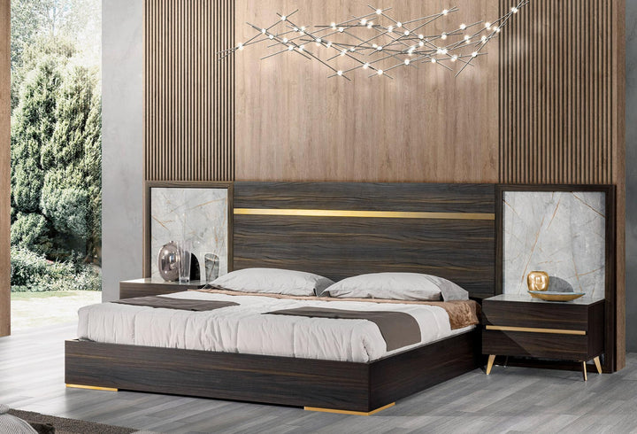 Velondra - Queen Modern Eucalypto + Marble Bed with Two Nightstands