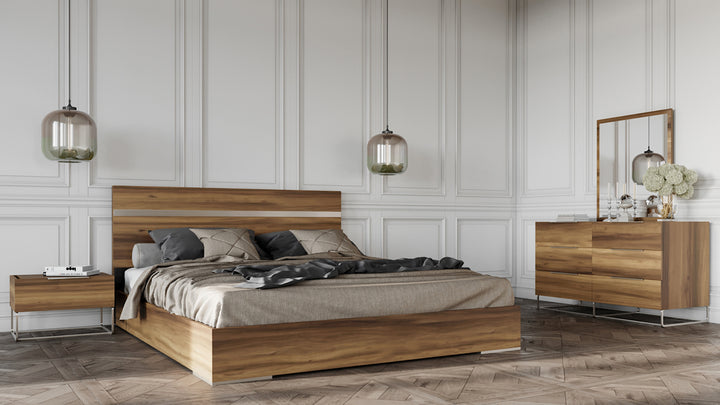 Lorenzo Italian Modern Light Oak 4-Piece Bedroom Set