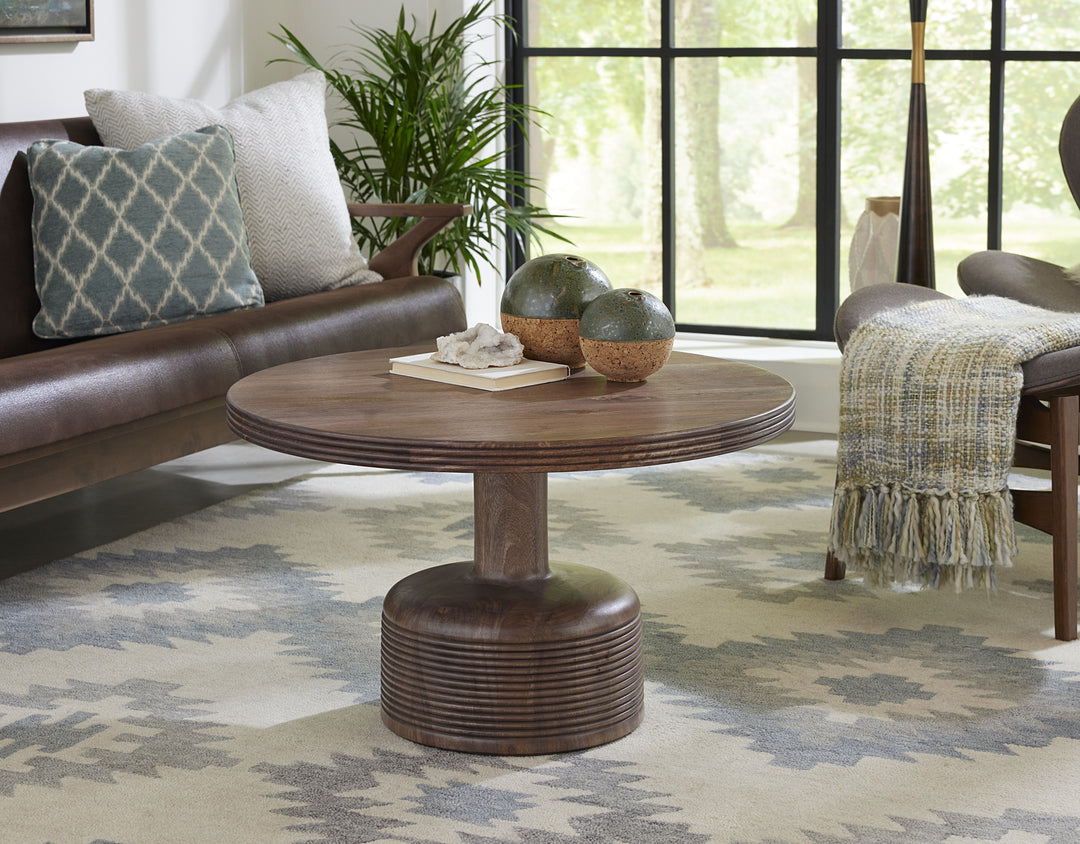 Modus Furniture Pjrt21 Liyana Solid Wood Round Coffee Table In Natural Tan