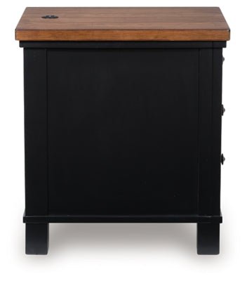 Wildenauer Chairside End Table - Black Chair Side Table modern furniture Contempo Furniture