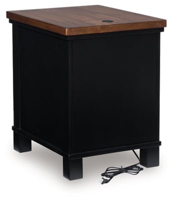 Wildenauer Chairside End Table - Black Chair Side Table modern furniture Contempo Furniture