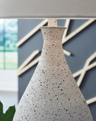 Wyattford Table Lamp - White Table Lamp modern furniture Contempo Furniture