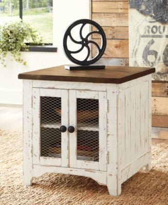 Wystfield End Table - Light Brown End Table modern furniture Contempo Furniture