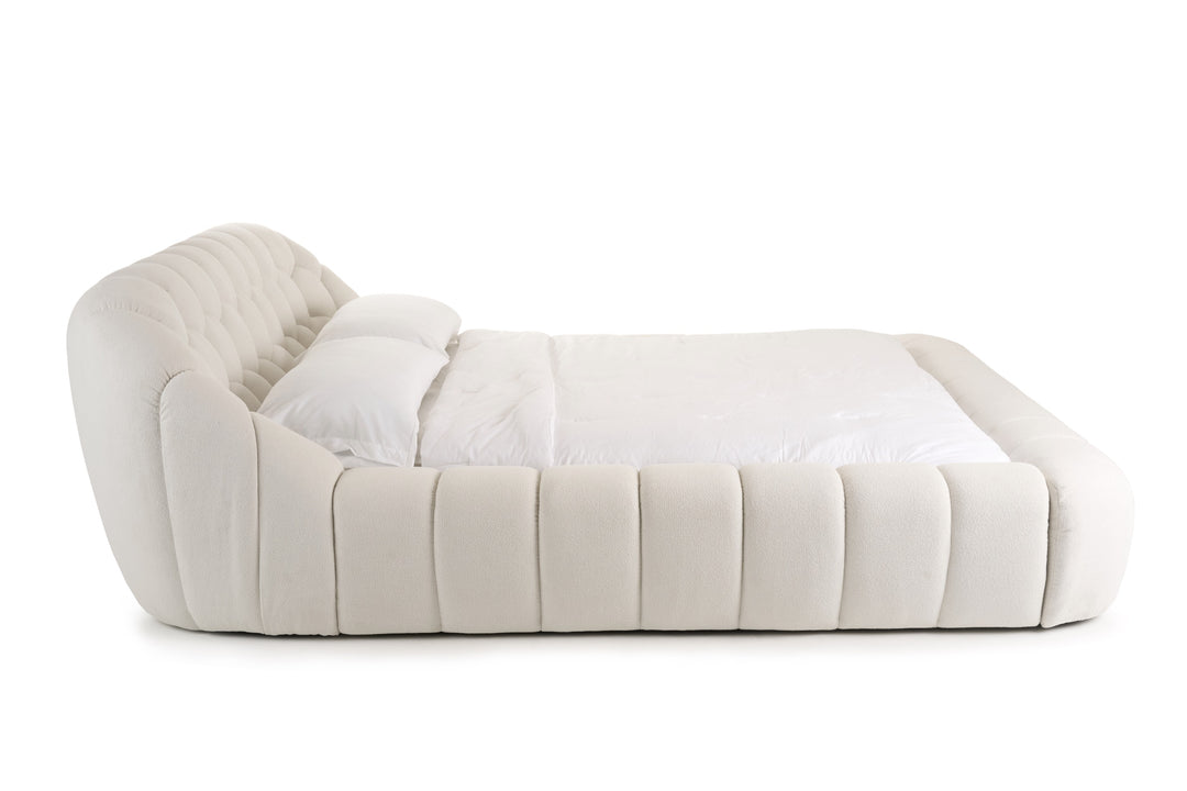 Yolonda - Modern Off-White Fabric Bed